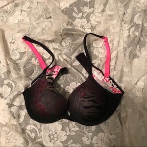 WONDERBRA 34B super push up!